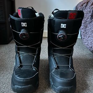 Men’s DC size 8 snowboard boa boots used only a couple times
